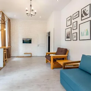 dayflat-apartments-olimpiyska.hotels-of-kiev.com/